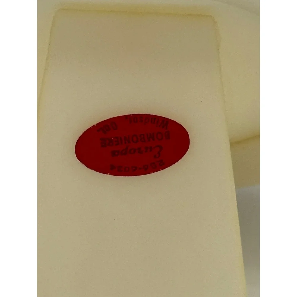 Vintage 70s Italian Porcelain Scalloped Picture Frame Signed Raffel Gold Trim
